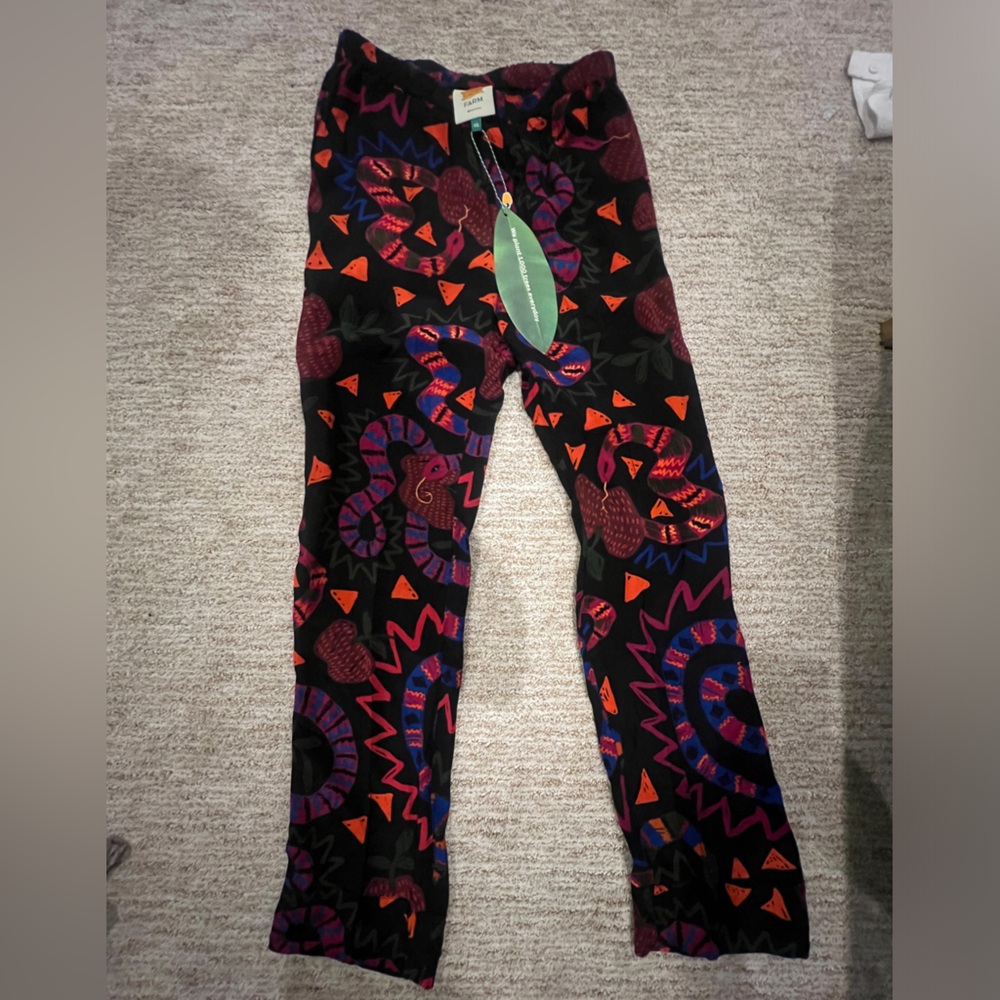 Brand new Farm Rio silk pants!
